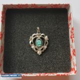 Stary metalowy wisiorek - Obrazek 2