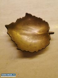 Metalowy talerzyk, patera, dekoracyjny liść - Obrazek 1