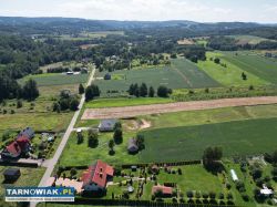 Rolno-budowlana w spokojnej okolicy. - Obrazek 2