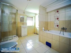 Dom w Radłowie 160m2 - 11,72 ar działki - Obrazek 2