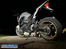 Suzuki gsr 750 - Obrazek 1