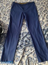 Szafirowy elegancki garnitur męski - Obrazek 3