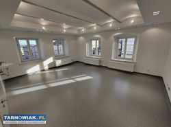 Eleganckie lokale / gabinety na piętrze (winda) - Obrazek 1