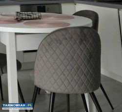 Sprzedam zestaw stół + 4 tapicerowane krzesła. - Obrazek 2