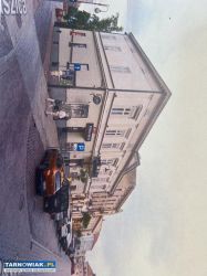 Parterowy lokal usługowy w centrum z 2 witrynami. - Obrazek 1