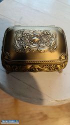 szkatułka na biżuterię lub złoto - Obrazek 3
