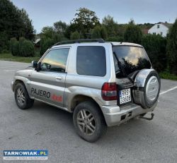 Mitsubishi Pajero 1.8 benzyna 4x4 - Obrazek 3