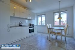 Centrum !!! Mieszkanie z parkingiem !!! - Obrazek 1