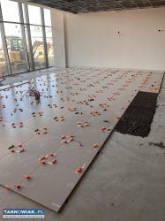 Płytki sklepy, przemysłowe ukladanie - Obrazek 3