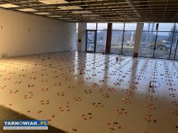 Płytki sklepy, przemysłowe ukladanie - Obrazek 4