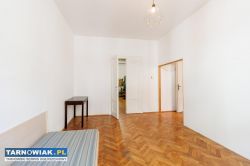 Tarnów, ul. Urszulańska 20 (parter), kamienica - Obrazek 3