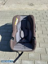 Nosidełko, fotelik samochodowy - Obrazek 1