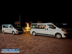 Bus z kierowca na wynajem do rozwożenie gości wese - Obrazek 2