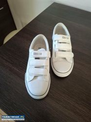 Buty komunijne,trampki skóropodobne chłopięce r.38 - Obrazek 1