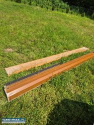 Okno z roletą zewnętrzną i parapetami - Obrazek 3