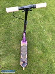 Dla dziecka hulajnoga z hamulcem ręcznym i tylnym - Obrazek 1