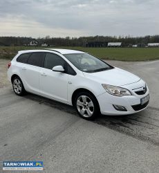 Opel astra j 1.7 diesel 2011r - Obrazek 1