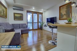 Mieszkanie z ogródkiem i  miejscem parkingowym - Obrazek 1