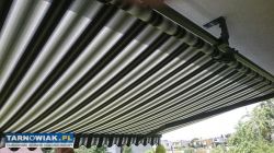 Markiza tarasowa ciemno zielona biała 3,7 x 3 m - Obrazek 1