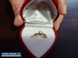Sprzedam zloty pierscionek zareczynowy Apart - Obrazek 1