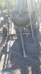 Betoniarka stara solidna na kołach - Obrazek 2