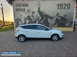 Lancia delta 2009r. 1.4tb 120km stan bdb ! - Obrazek 3
