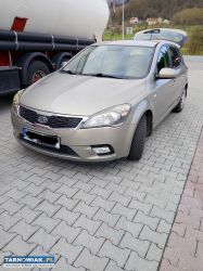 Kia cee'd 1.4 87tys km przebiegu - Obrazek 3