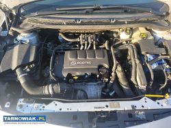 Opel Astra J 1.4 Turbo 140 km Fabryczna instalacja - Obrazek 2