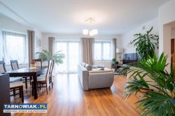Przestronny dom 125m2 z garażem, z dużą działką - Obrazek 3