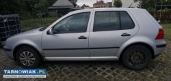 Sprzedam Volkswagen Golf 1,6 - Obrazek 2