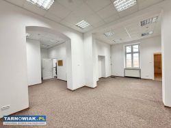 ul. Krakowska, lokal biurowy w pięknej kamienicy - Obrazek 1