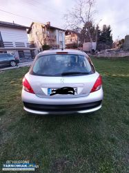 Peugeot 207 2010 r 1,4 benz - Obrazek 3