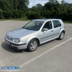 VW golf 4 1.6 benzyna - Obrazek 1