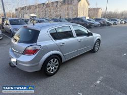 Opel astra h 1.8 benzyna + lpg - Obrazek 3