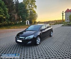 Opel Astra 2011r. 1.3Cdti Niski Przebieg - Obrazek 1