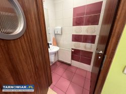 Do wynajęcia lokal użytkowy na parterze, 77m2 - Obrazek 4