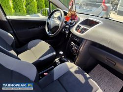 Peugeot 207 1.4 Benzyna - Obrazek 4