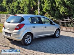 Opel Corsa D*2014*1.4*Klimatronik - Obrazek 3
