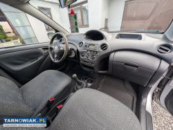 Toyota Yaris 1.0 Benzyna 2003r. Lift 5drzwi Hak - Obrazek 4