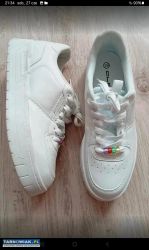 Nowe sneakersy 39 - Obrazek 3