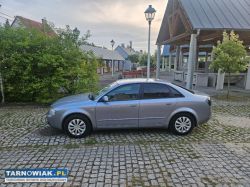 Audi a4 2004r. 1.6benz+lpg stan bdb - Obrazek 2