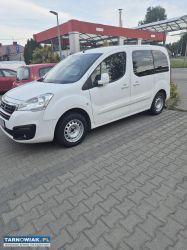 Sprzedam samochód Peugeot Partner 1.6 HDi z 2018 r - Obrazek 2