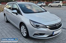 Opel astra 2019 - Obrazek 1
