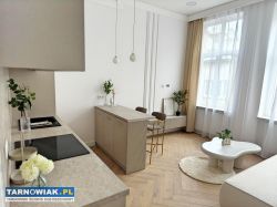2 pokoje, centrum, balkon - Obrazek 1