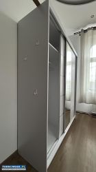Duża szafa przesuwna z lustrami - Obrazek 4