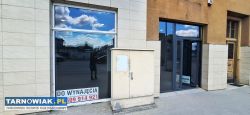 Krakowska-lokal z witrynami, parking - Obrazek 1