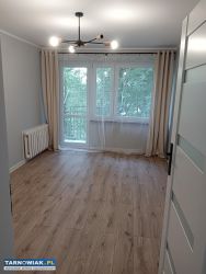 Sprzedam mieszkanie, ~48m2, 3 pokoje, centrum. - Obrazek 4