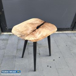 Stolik kawowy z orzecha włoskiego z żywicą epoksyd - Obrazek 4
