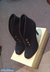 Buty zamszowe stan bardzo dobry rozmiar 39 - Obrazek 2
