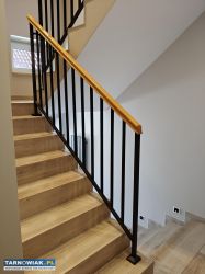 Balustrady zewnętrzne i wewnętrzne na wymiar - Obrazek 1